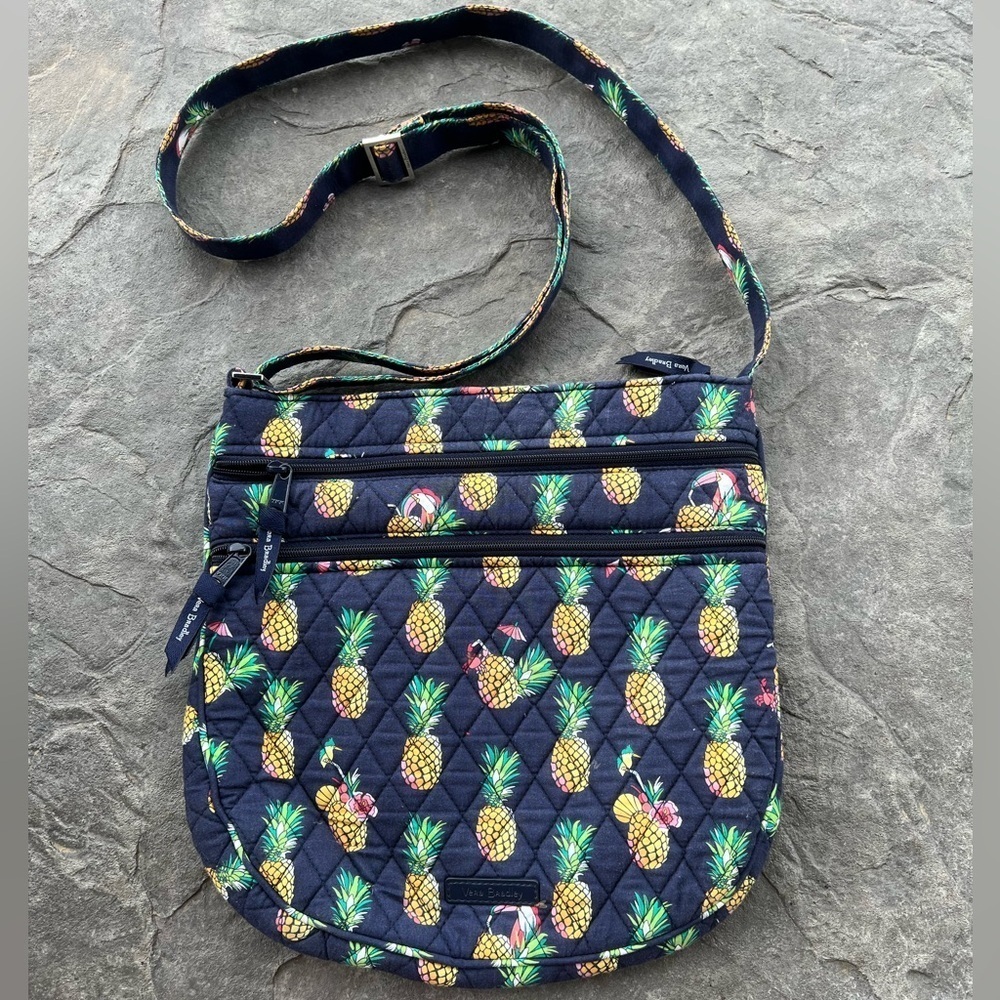Vera Bradley Trio Zip Hipster in‎ Toucan Party (Pineapples) Satchel Crossbody